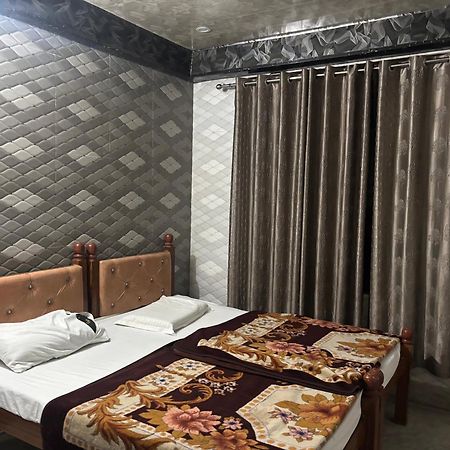 Sgh Guest House 마투라 외부 사진