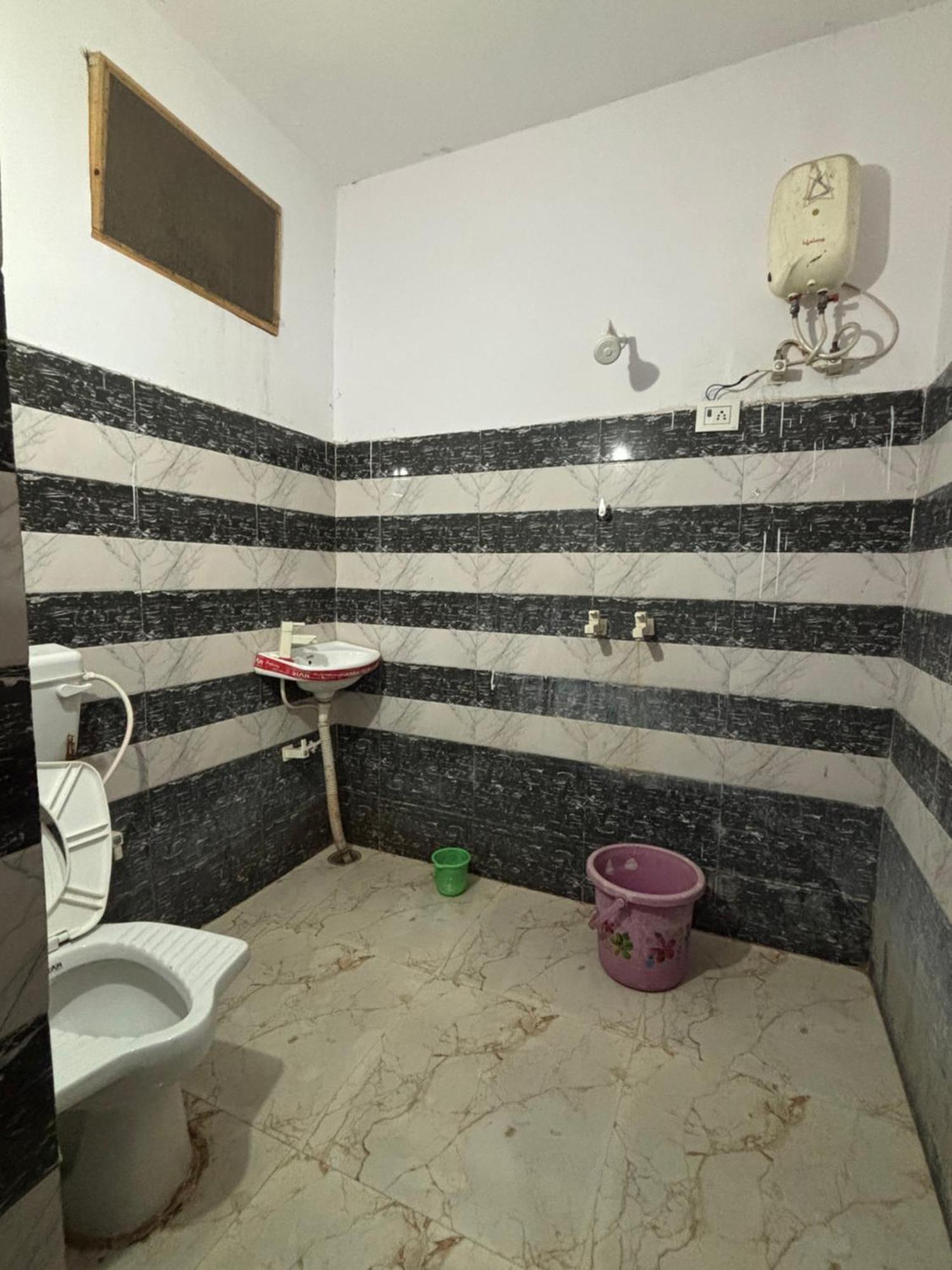 Sgh Guest House 마투라 외부 사진