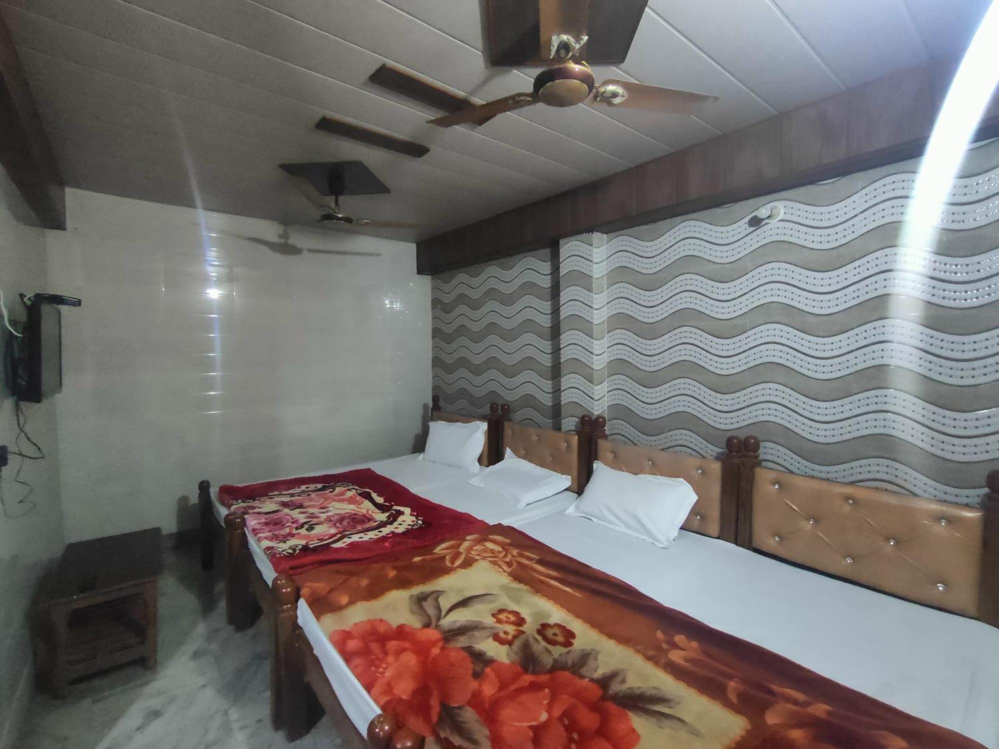 Sgh Guest House 마투라 외부 사진